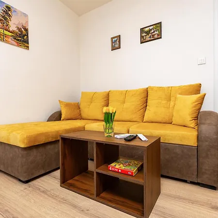Modern 1br With Private Garage Near Mall Plovdiv, Pulmed And Rowing Canal Apartament