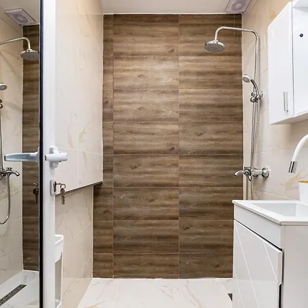 Modern 1br With Private Garage Near Mall Plovdiv, Pulmed And Rowing Canal Apartament Płowdiw