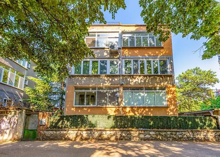 Modern 1br With Private Garage Near Mall Plovdiv, Pulmed And Rowing Canal * 플로브디프