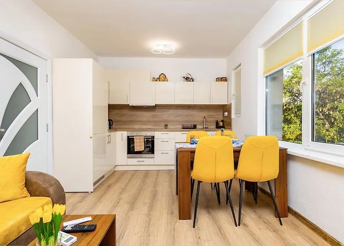 Modern 1br With Private Garage Near Mall Plovdiv, Pulmed And Rowing Canal