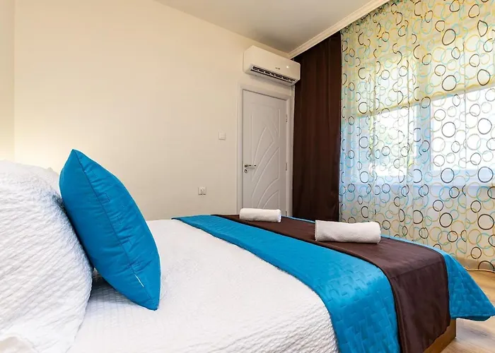 Modern 1br With Private Garage Near Mall Plovdiv, Pulmed And Rowing Canal Appartement Plovdiv