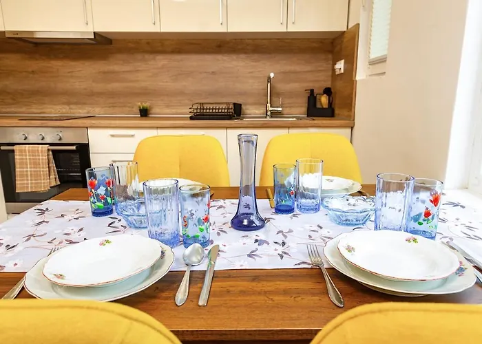 Modern 1br With Private Garage Near Mall Plovdiv, Pulmed And Rowing Canal *