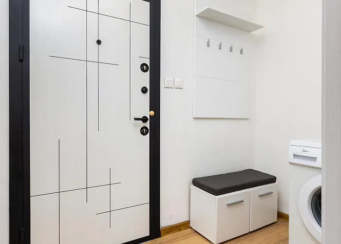 Appartement Modern 1br With Private Garage Near Mall Plovdiv, Pulmed And Rowing Canal *