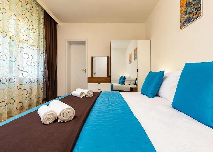 Modern 1br With Private Garage Near Mall Plovdiv, Pulmed And Rowing Canal Apartment *